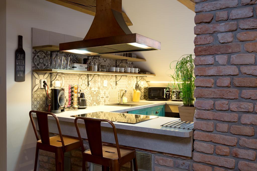 פראג Bohemian Chic 2 Bedroom 2 Bathroom Loft With Hanging Chair מראה חיצוני תמונה